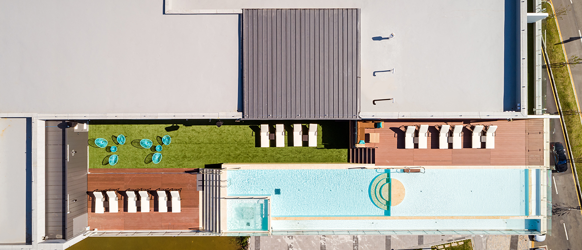 Rooftop Infinity Pool