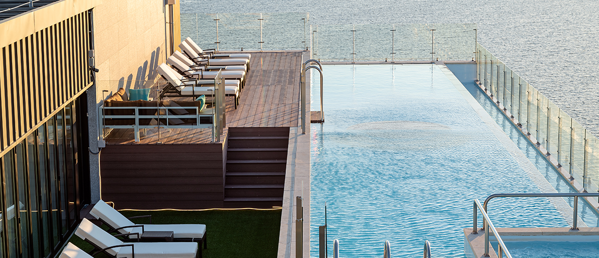 Rooftop Infinity Pool